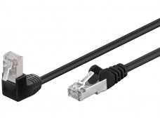 Komutacinis kabelis 0.5m F/UTP Cat5E, juodas kampinis-tiesus