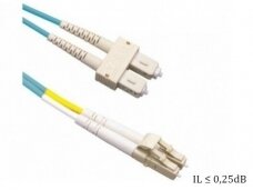 LC/SC dvigubas daugiamodis OM4 komut. kabelis 2m
